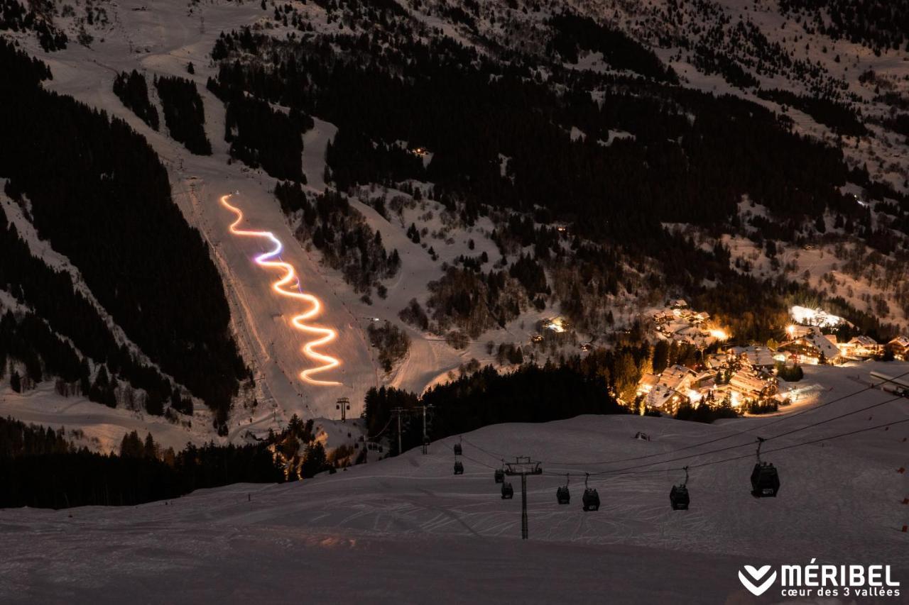 Hotel Le Chamois D'Or, Ussim Vacances Méribel Exteriör bild